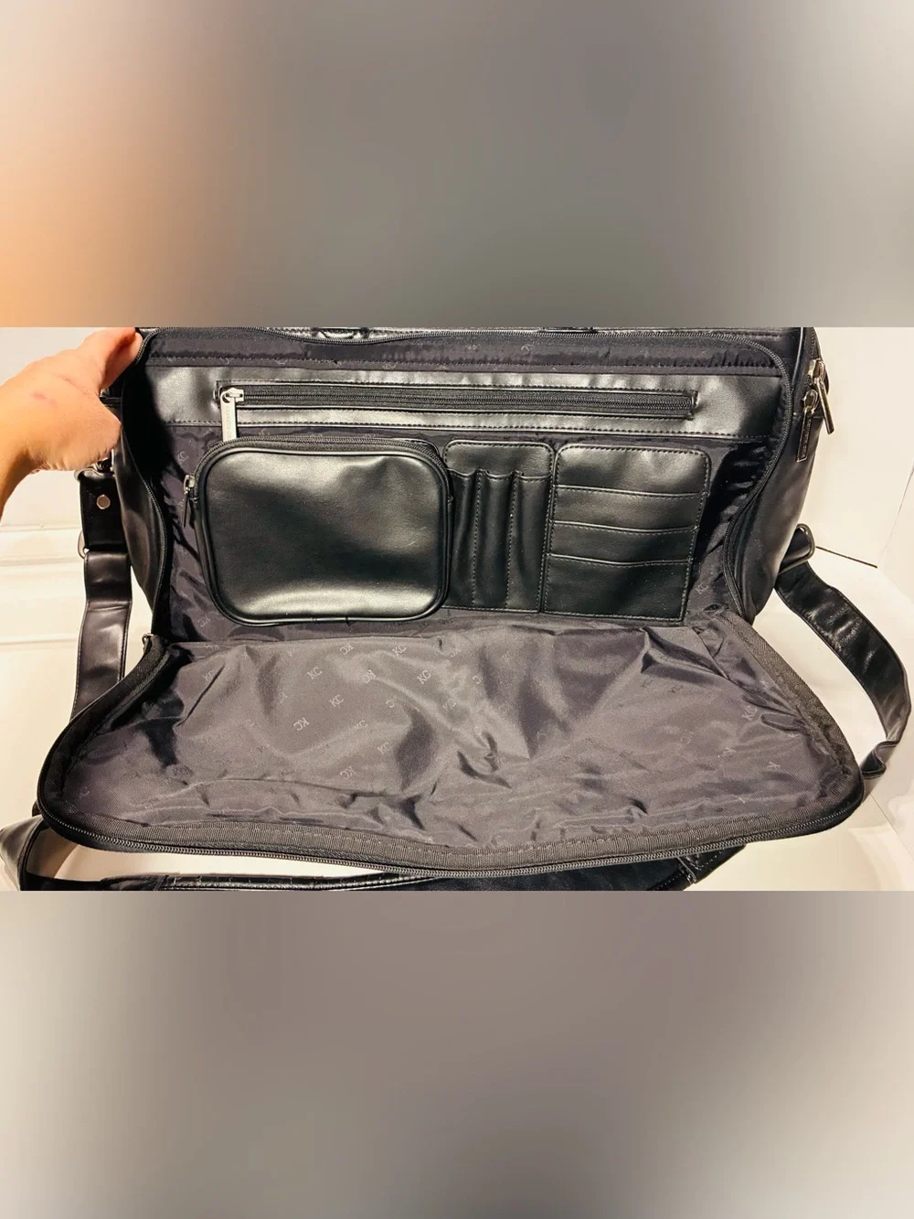 Y2K VTG Kenneth Cole New York Expandable Leather Laptop Briefcase Bag Black